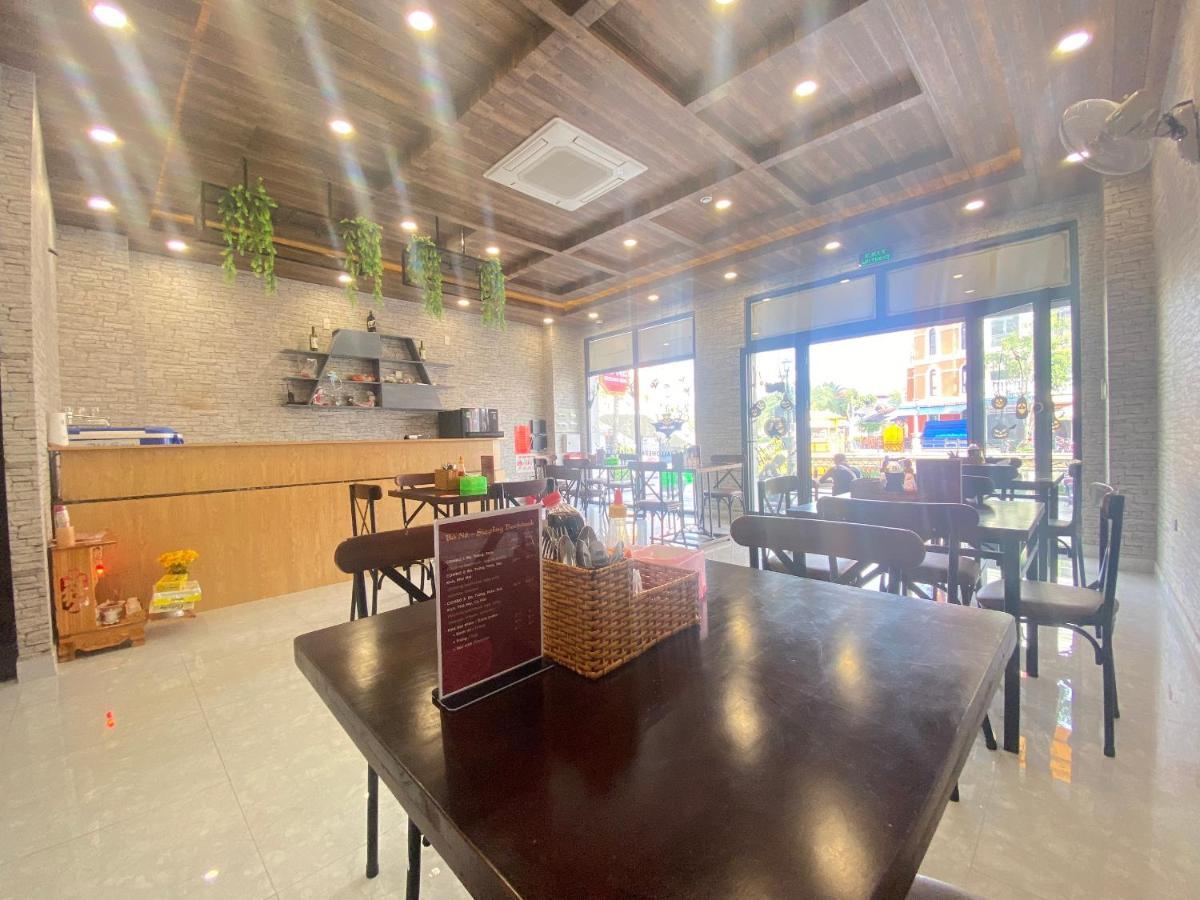 Riverside Mini Hotel Grand World Фукуок Екстер'єр фото
