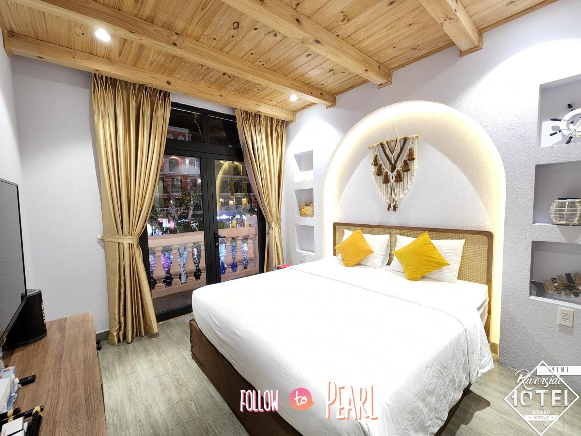 Riverside Mini Hotel Grand World Фукуок Екстер'єр фото